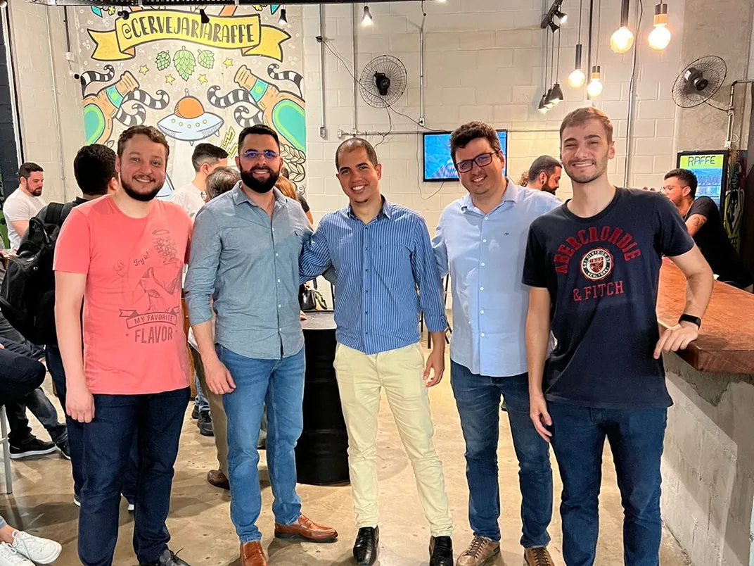 Integrantes da Strategi em encontro informal da equipe