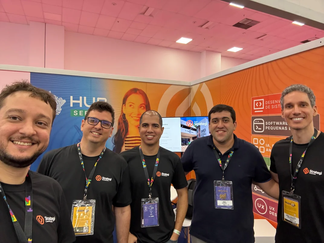 Líderes da Strategi no estande da empresa durante a feira go!RN